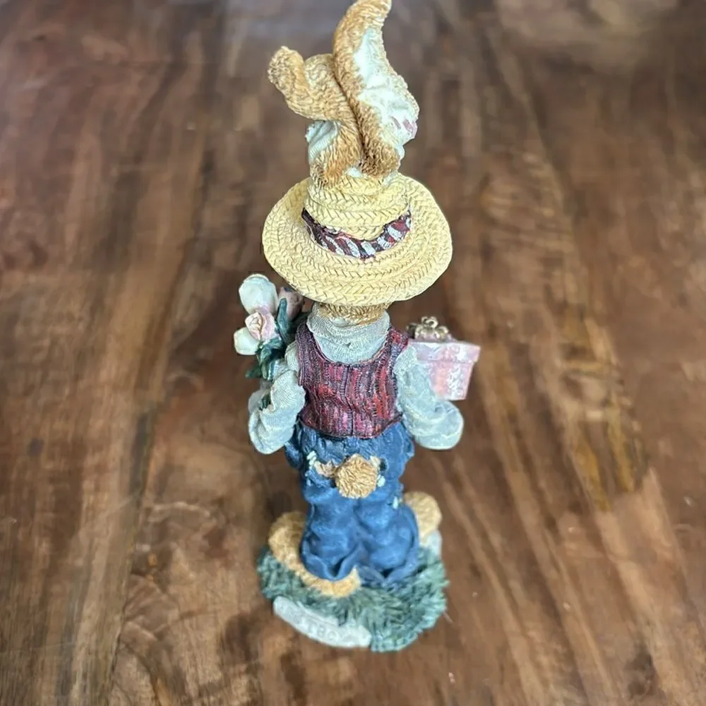 Vintage 1995 Boyd Bears The Folkstone Collection Buster Goes A' Courtin'